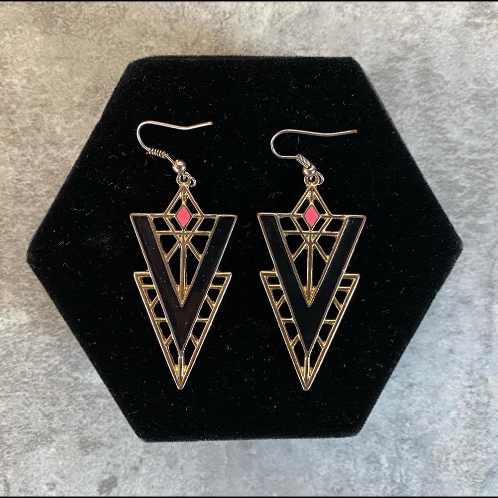Gold Aztec pattern earrings - Picture 2 of 5
